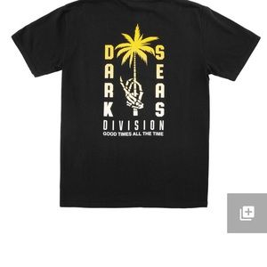 NWT Dark Seas Ladies shirt